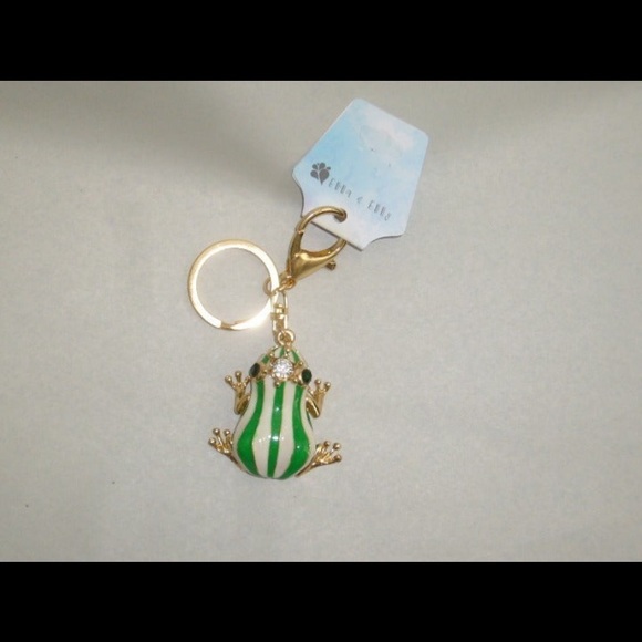 ♥️- Green & White Frog Prince Purse Charm - Picture 6 of 7